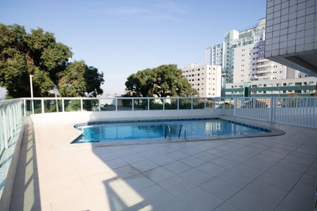 Apartamento para alugar com 62m², 2 quartos e 1 vaga Apartamento para alugar com 62m², 2 quartos e 1 vagaÁrea comum - Piscina