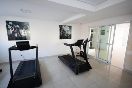 Apartamento para alugar com 62m², 2 quartos e 1 vaga Apartamento para alugar com 62m², 2 quartos e 1 vagaÁrea comum - Academia