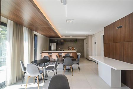 Apartamento à venda com 52m², 2 quartos e 1 vaga Apartamento à venda com 52m², 2 quartos e 1 vagaÁrea comum - Salão de festas