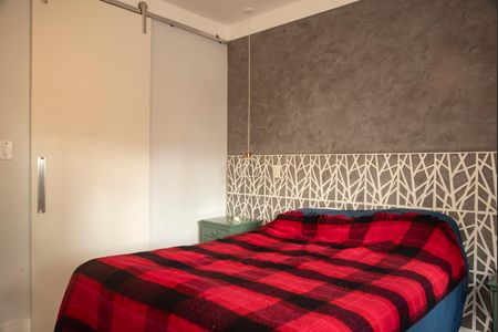 Casa à venda com 164m², 2 quartos e 2 vagasSuíte