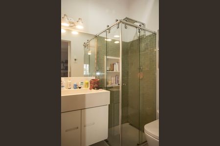 Casa à venda com 164m², 2 quartos e 2 vagasBanheiro da Suíte