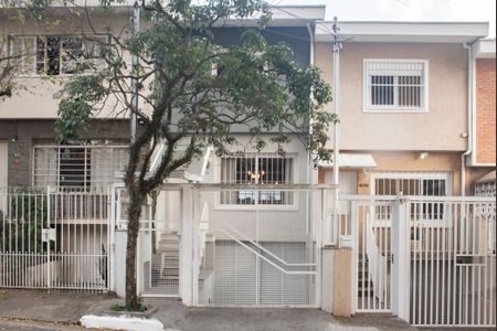 Casa à venda com 164m², 2 quartos e 2 vagasFachada