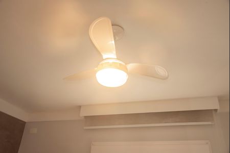 Casa à venda com 164m², 2 quartos e 2 vagasSuíte