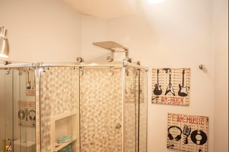 Casa à venda com 164m², 2 quartos e 2 vagasBanheiro