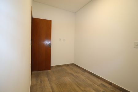 Casa à venda com 60m², 2 quartos e 3 vagasQuarto 2