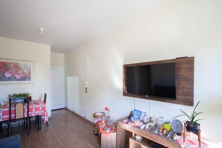 Apartamento à venda com 63m², 2 quartos e 1 vaga Apartamento à venda com 63m², 2 quartos e 1 vagaSala