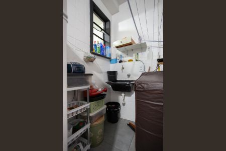 Apartamento à venda com 63m², 2 quartos e 1 vaga Apartamento à venda com 63m², 2 quartos e 1 vagaCozinha e Área de Serviço