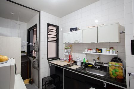 Apartamento à venda com 63m², 2 quartos e 1 vaga Apartamento à venda com 63m², 2 quartos e 1 vagaCozinha e Área de Serviço