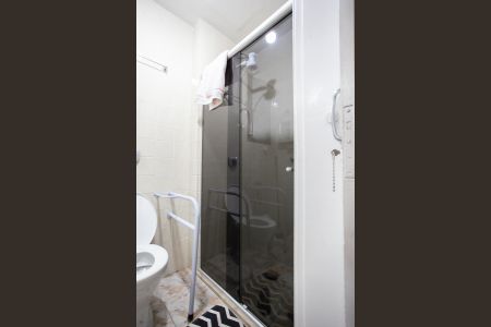 Apartamento à venda com 63m², 2 quartos e 1 vaga Apartamento à venda com 63m², 2 quartos e 1 vagaBanheiro Social