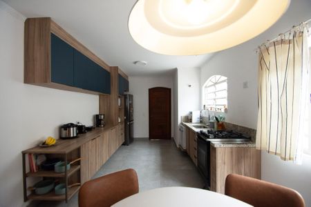 Casa à venda com 183m², 3 quartos e 4 vagascozinha