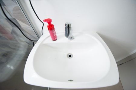 Casa à venda com 183m², 3 quartos e 4 vagasbanheiro quarto 1