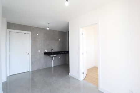 Apartamento à venda com 37m², 2 quartos e 1 vaga Apartamento à venda com 37m², 2 quartos e 1 vagaSala