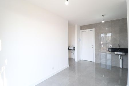Apartamento à venda com 37m², 2 quartos e 1 vaga Apartamento à venda com 37m², 2 quartos e 1 vagaSala