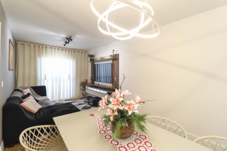 Apartamento à venda com 63m², 2 quartos e 1 vaga Apartamento à venda com 63m², 2 quartos e 1 vagaSala