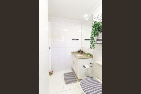 Apartamento à venda com 63m², 2 quartos e 1 vaga Apartamento à venda com 63m², 2 quartos e 1 vagaBanheiro Social