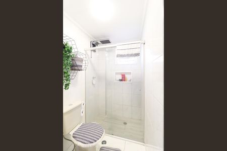 Apartamento à venda com 63m², 2 quartos e 1 vaga Apartamento à venda com 63m², 2 quartos e 1 vagaBanheiro Social