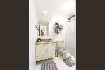 Apartamento à venda com 63m², 2 quartos e 1 vaga Apartamento à venda com 63m², 2 quartos e 1 vagaBanheiro Social