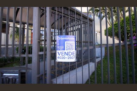 Apartamento à venda com 55m², 2 quartos e 1 vaga Apartamento à venda com 55m², 2 quartos e 1 vagaPlaca