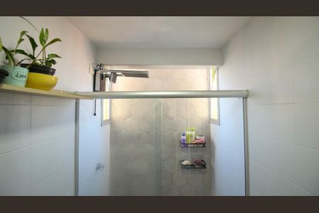 Apartamento à venda com 55m², 2 quartos e 1 vaga Apartamento à venda com 55m², 2 quartos e 1 vagaBanheiro