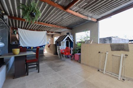 Casa para alugar com 280m², 5 quartos e 2 vagas Casa para alugar com 280m², 5 quartos e 2 vagasÁrea de serviço e lazer