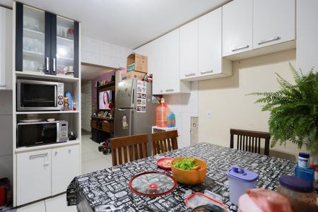 Casa para alugar com 280m², 5 quartos e 2 vagas Casa para alugar com 280m², 5 quartos e 2 vagasCasa 1 - Cozinha