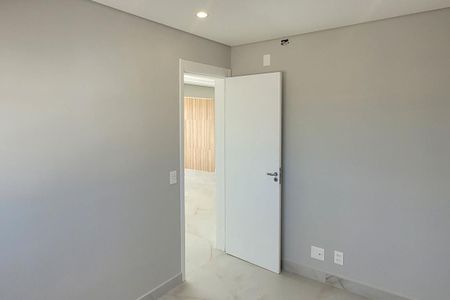 Apartamento à venda com 95m², 2 quartos e 2 vagas