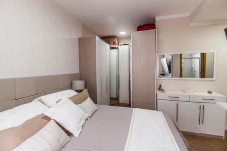 Apartamento à venda com 136m², 3 quartos e 2 vagas Apartamento à venda com 136m², 3 quartos e 2 vagasSuíte 1