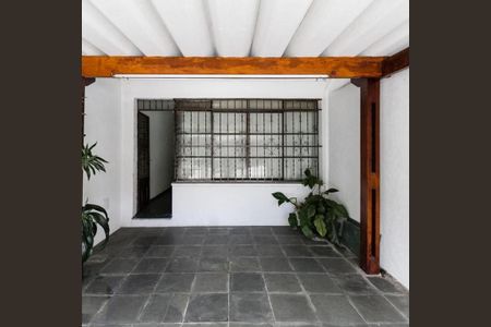 Casa à venda com 110m², 2 quartos e 1 vaga