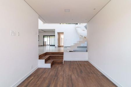 Casa à venda com 364m², 3 quartos e 4 vagas
