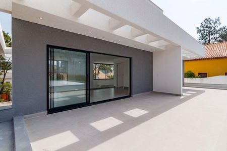 Casa à venda com 364m², 3 quartos e 4 vagas