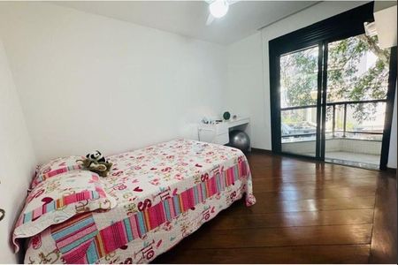 Apartamento à venda com 185m², 5 quartos e 3 vagas