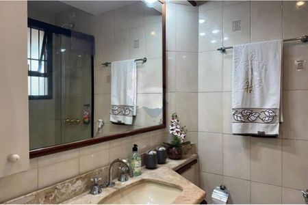 Apartamento à venda com 185m², 5 quartos e 3 vagas