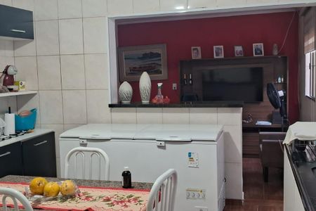 Casa à venda com 147m², 3 quartos e 2 vagas