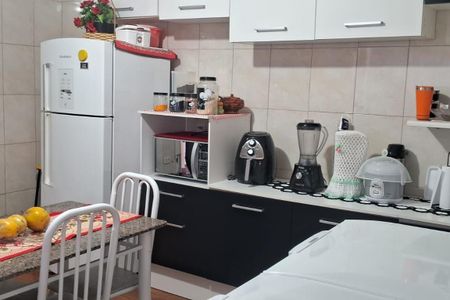 Casa à venda com 147m², 3 quartos e 2 vagas