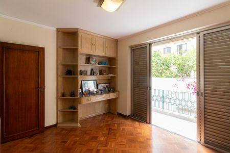 Casa à venda com 400m², 3 quartos e 4 vagas Casa à venda com 400m², 3 quartos e 4 vagasSuíte 1