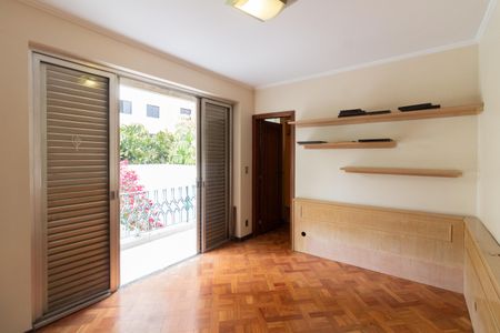 Casa à venda com 400m², 3 quartos e 4 vagas Casa à venda com 400m², 3 quartos e 4 vagasSuíte 1