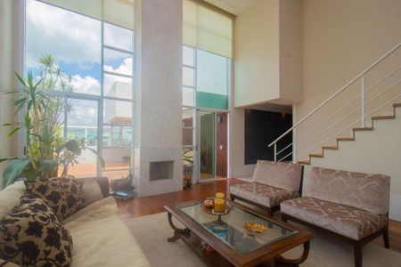 Apartamento à venda com 369m², 4 quartos e 5 vagas