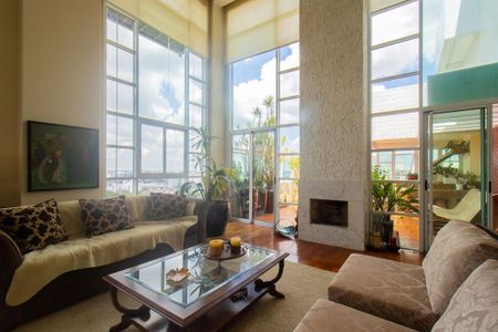 Apartamento à venda com 369m², 4 quartos e 5 vagas