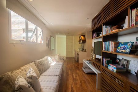 Apartamento à venda com 369m², 4 quartos e 5 vagas