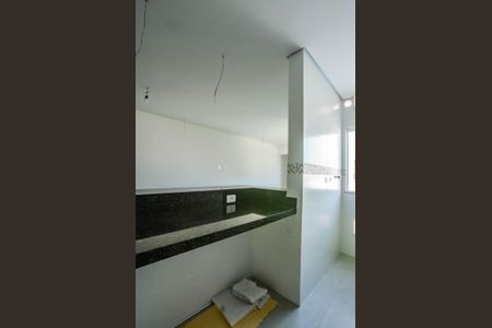Apartamento à venda com 174m², 3 quartos e 2 vagas Apartamento à venda com 174m², 3 quartos e 2 vagasCozinha