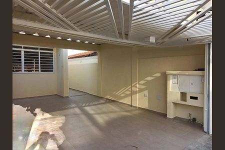 Casa à venda com 156m², 3 quartos e 2 vagas