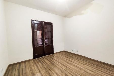 Casa à venda com 156m², 3 quartos e 2 vagas