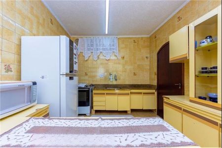 Casa à venda com 280m², 3 quartos e 6 vagas