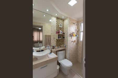 Apartamento à venda com 80m², 3 quartos e 2 vagas Apartamento à venda com 80m², 3 quartos e 2 vagasBanheiro da Suíte