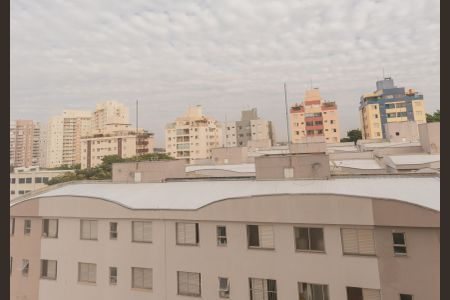 Apartamento à venda com 80m², 3 quartos e 2 vagas Apartamento à venda com 80m², 3 quartos e 2 vagasVista da Suíte