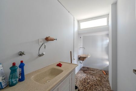 Studio à venda com 45m², 1 quarto e sem vaga Studio à venda com 45m², 1 quarto e sem vagaCozinha e Área de Serviço