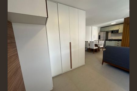 Apartamento à venda com 41m², 1 quarto e 1 vagaQuarto