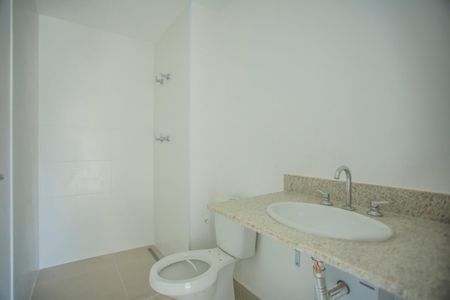 Apartamento à venda com 98m², 3 quartos e 1 vaga Apartamento à venda com 98m², 3 quartos e 1 vagaBanheiro 2