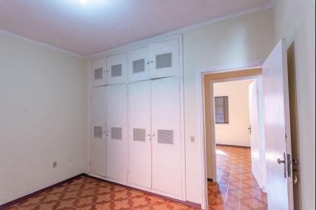 Casa à venda com 180m², 3 quartos e 3 vagasQuarto 3