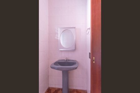 Casa à venda com 180m², 3 quartos e 3 vagasLavabo